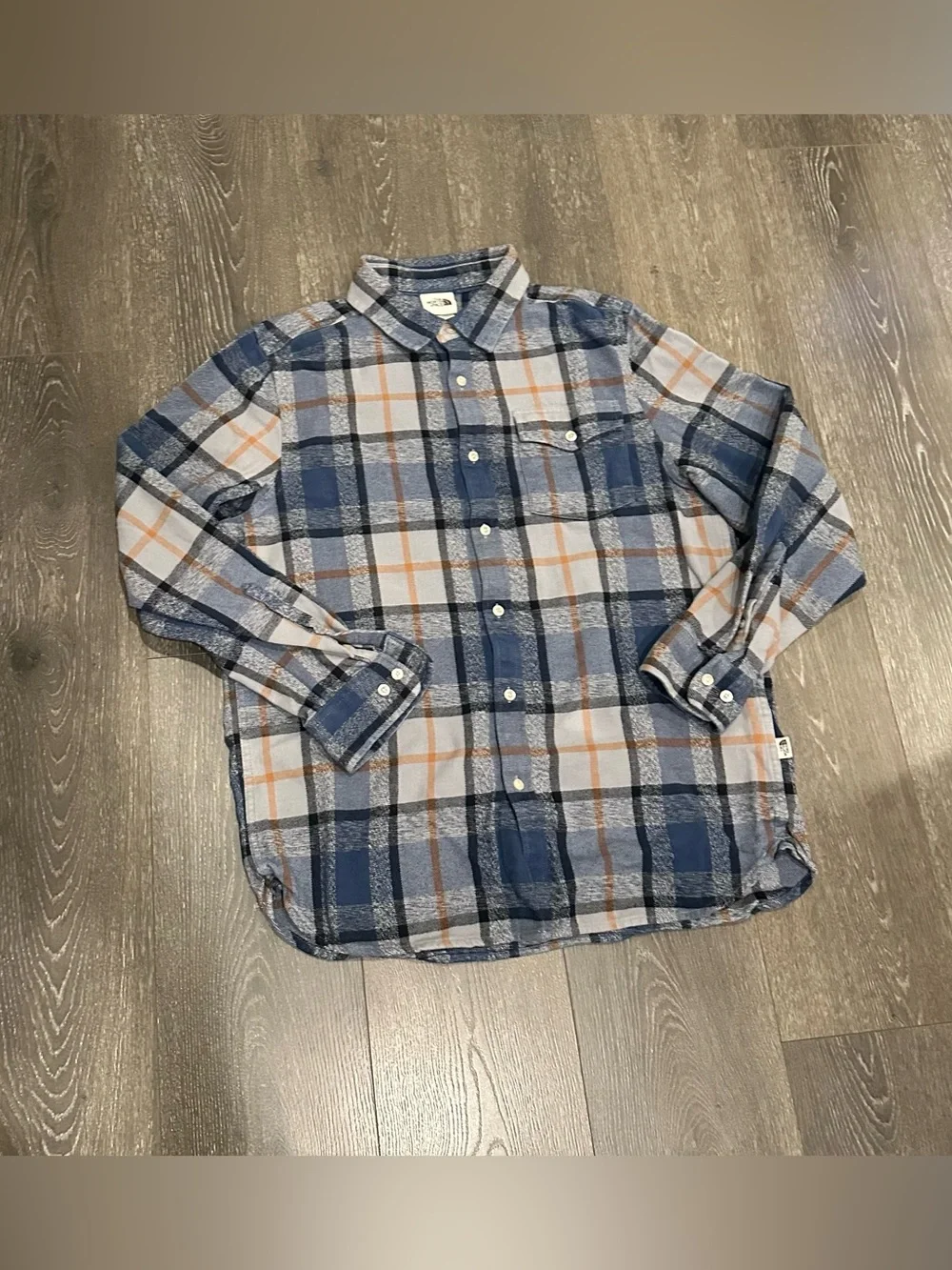 The North Face Men's Navy and Tan Plaid Button-Down Shirt Size Large